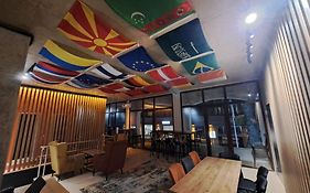 Karvi Hostel & Suites