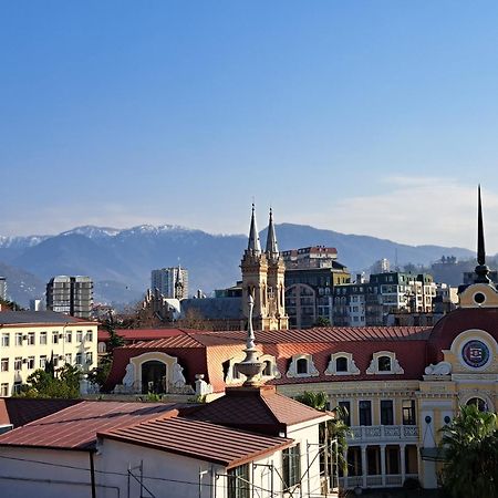 Karvi Hostel & Suites Batumi Exterior foto