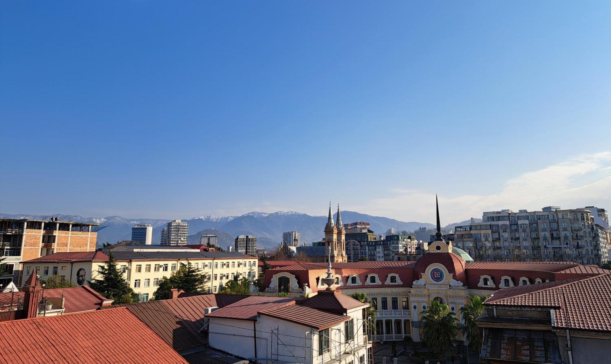 Karvi Hostel & Suites Batumi Exterior foto